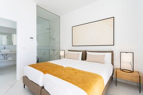 Crystal Luxury Apartments