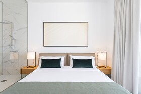 Crystal Luxury Apartments