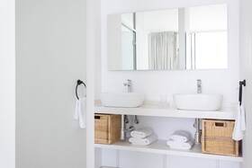 Crystal Luxury Apartments