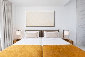 Crystal Luxury Apartments