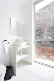 Crystal Luxury Apartments