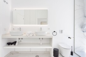 Crystal Luxury Apartments