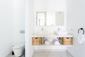 Crystal Luxury Apartments