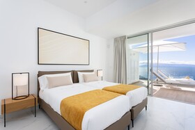 Crystal Luxury Apartments