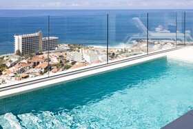 Crystal Luxury Apartments