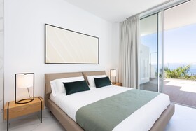 Crystal Luxury Apartments