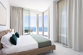 Crystal Luxury Apartments