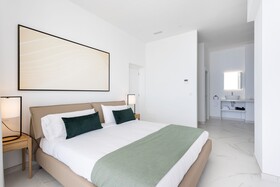 Crystal Luxury Apartments