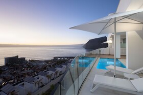 Crystal Luxury Apartments