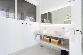 Crystal Luxury Apartments