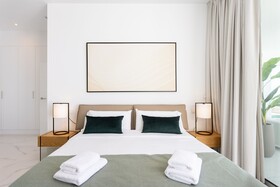 Crystal Luxury Apartments