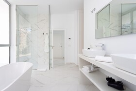 Crystal Luxury Apartments