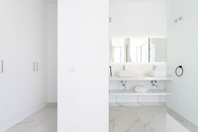 Crystal Luxury Apartments