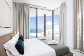 Crystal Luxury Apartments