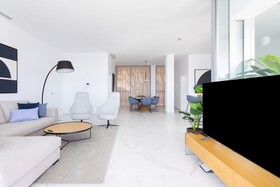 Crystal Luxury Apartments