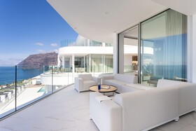 Crystal Luxury Apartments