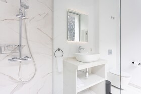 Crystal Luxury Apartments