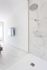 Crystal Luxury Apartments