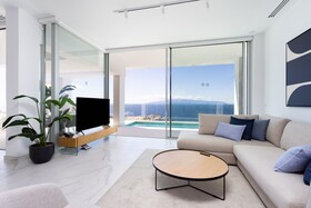 Crystal Luxury Apartments