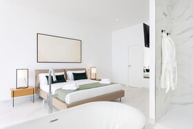 Crystal Luxury Apartments