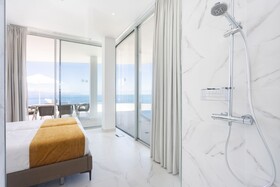 Crystal Luxury Apartments