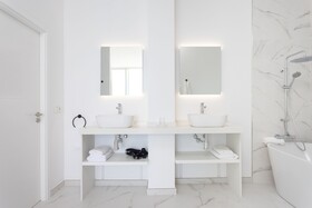 Crystal Luxury Apartments