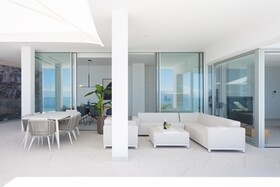 Crystal Luxury Apartments