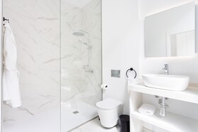 Crystal Luxury Apartments