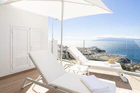 Crystal Luxury Apartments