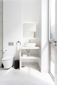 Crystal Luxury Apartments