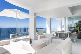 Crystal Luxury Apartments