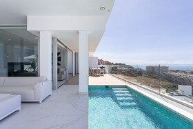 Crystal Luxury Apartments