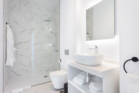 Crystal Luxury Apartments