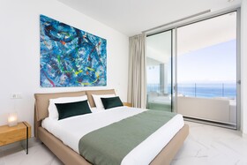 Crystal Luxury Apartments