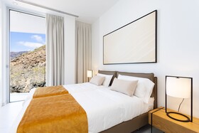 Crystal Luxury Apartments