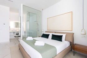 Crystal Luxury Apartments