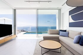 Crystal Luxury Apartments