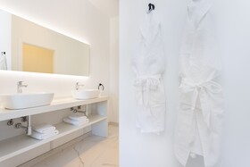 Crystal Luxury Apartments