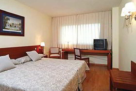 Ramada by Wyndham Valencia Almussafes