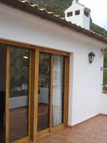 Apartamentos La Muela Chulilla