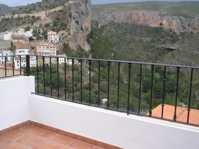 Apartamentos La Muela Chulilla
