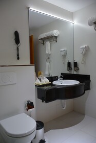 Azzeman Hotel