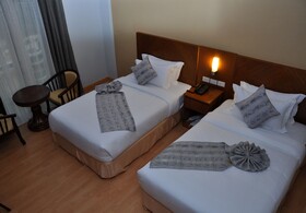 Azzeman Hotel