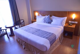 Azzeman Hotel
