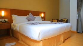 Azzeman Hotel