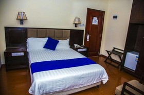 Blue Birds International Hotel