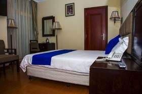 Blue Birds International Hotel