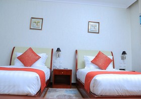Bon Plaza Hotel