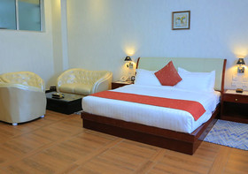 Bon Plaza Hotel
