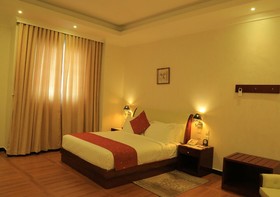 Bon Plaza Hotel